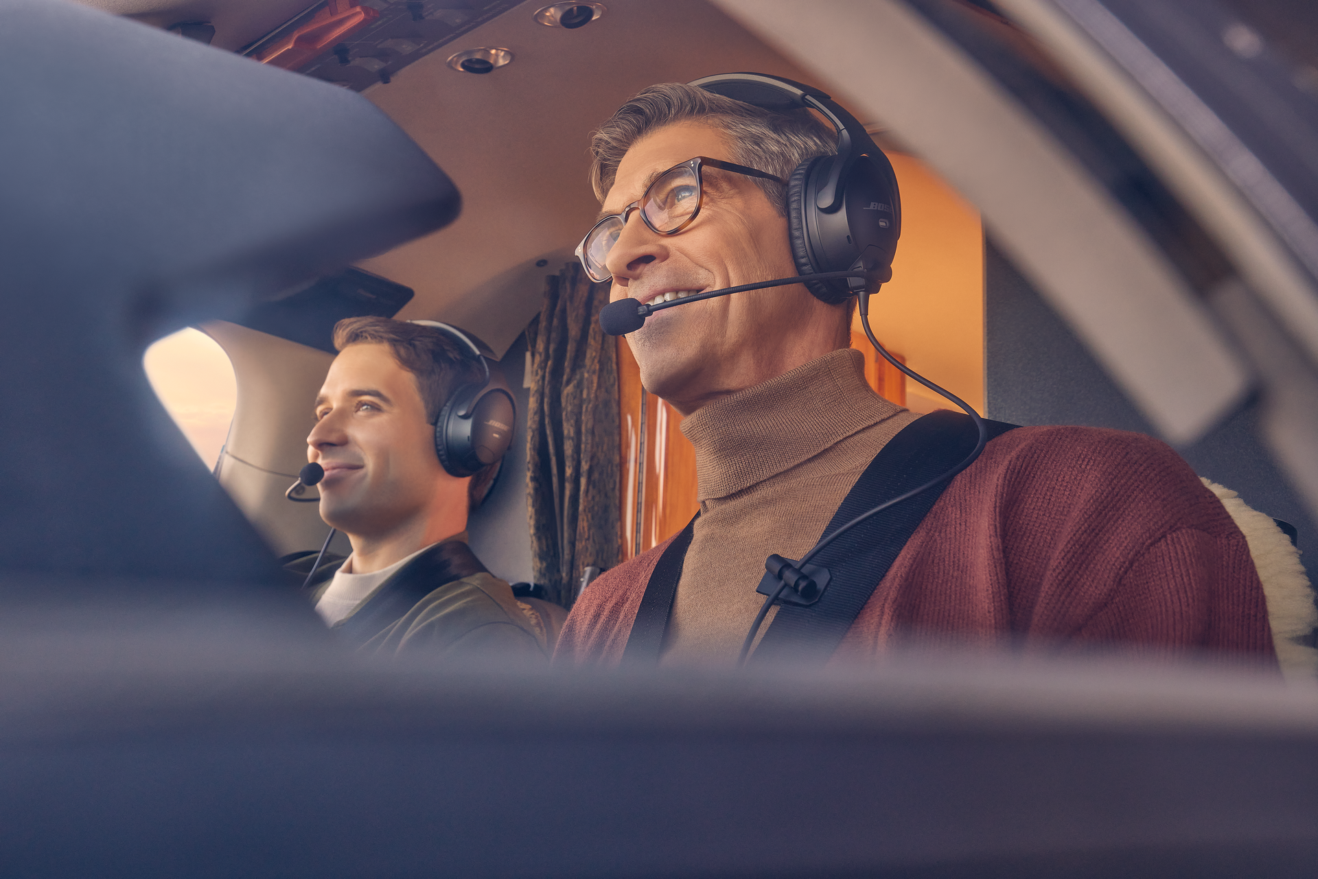 Image 19 of Bose A30 Headset with Dual Plug (Fixed-Wing), Bluetooth, High Impedance and Straight Cable (857641-3120)